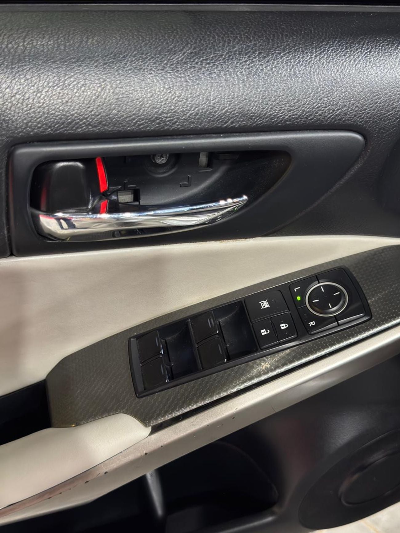 لكزس ISF ليكزس آي إس 250 فئة إف سبورت - قمة الأناقة الرياضية