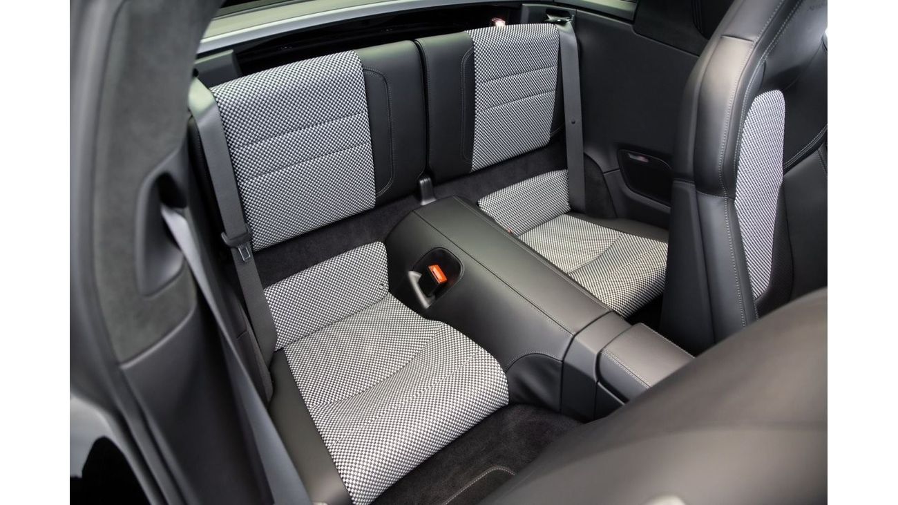 Porsche 911 GTS 50TH ANNIVERSARY | WARRANTY JUN 2025