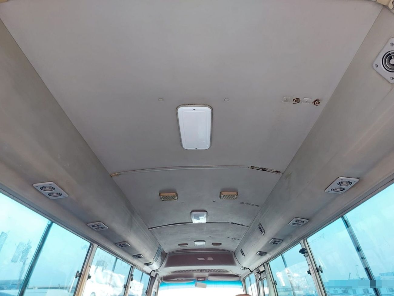 تويوتا كوستر 2002 TOYOTA COASTER BUS LHD 4.1 CC DIESEL MANUAL(PM00878)