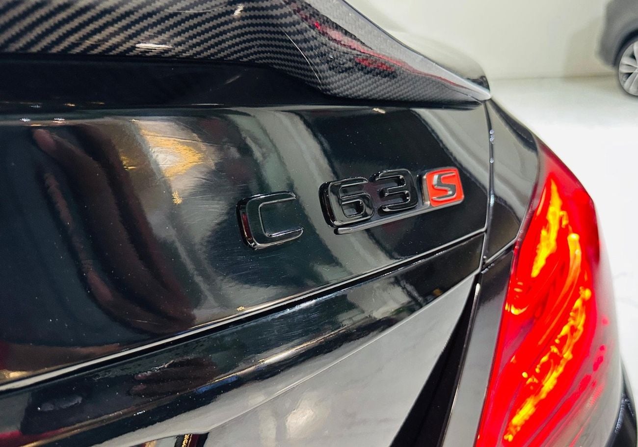 مرسيدس بنز C 63 S