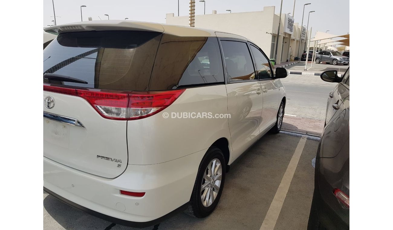 Toyota Previa 2014 GCC  No Accident No Paint A perfect Condition
