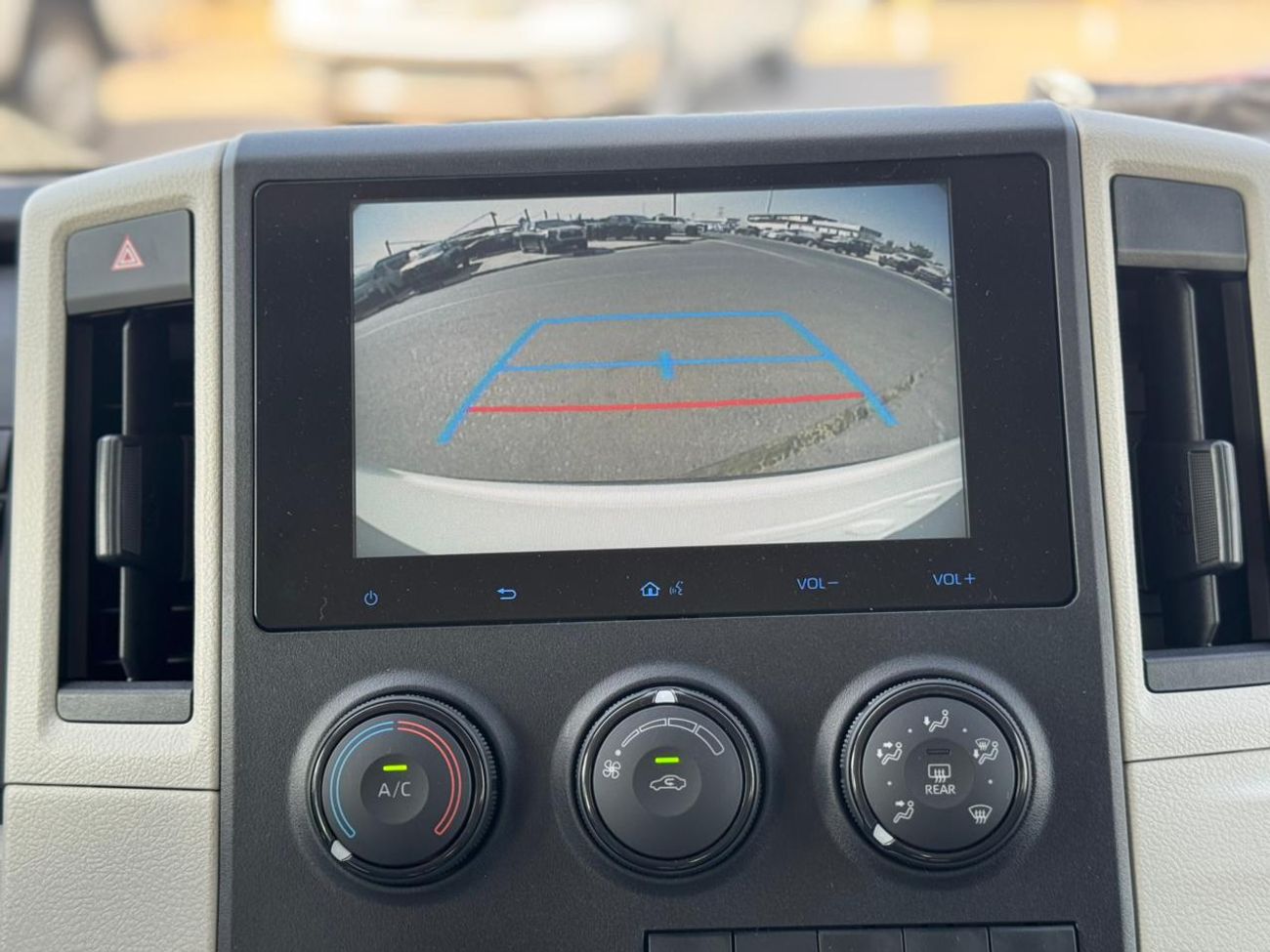 Toyota Hiace TOYOTA HIACE 2.8L 2026 GCC MANWAL