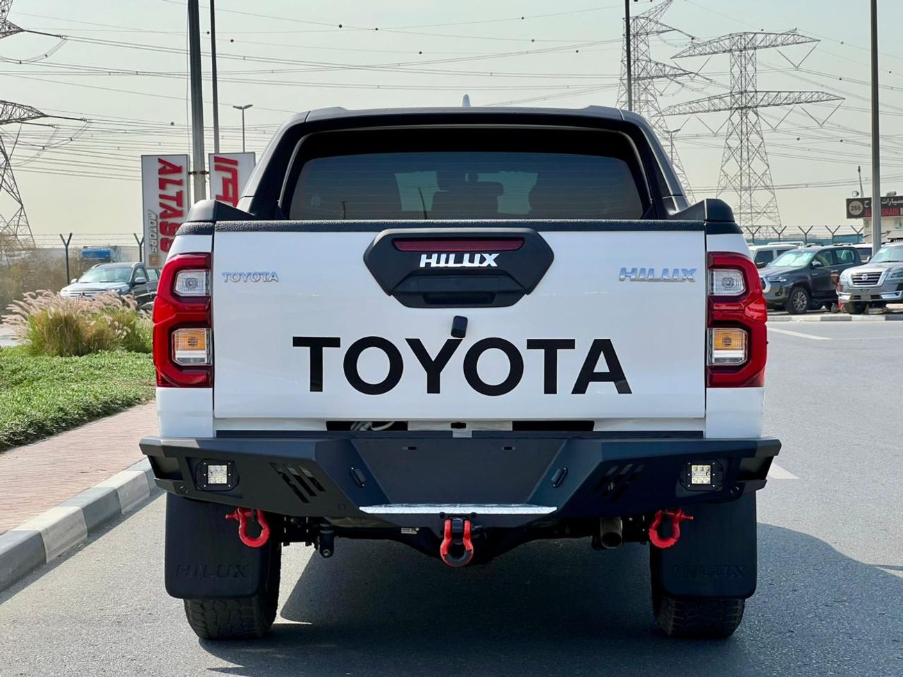 تويوتا هيلوكس The Toyota Hilux is a legendary,, robust mid-size pickup truck available in single and double-cabin 