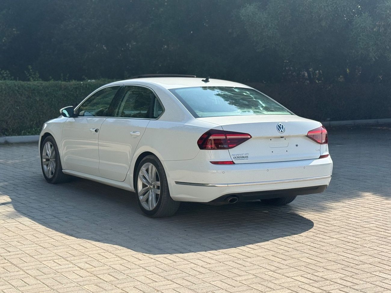 Volkswagen Passat Sport 2.5L