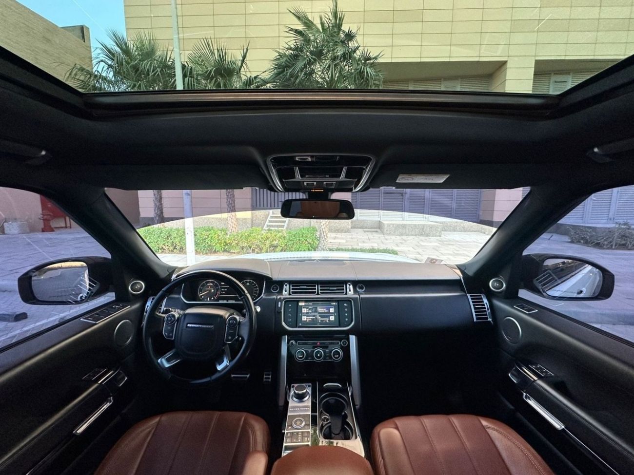 لاند روفر رينج روفر Vogue SE 5.0L | Supercharged | 2016 | Large | V8 510 HP | Perfect Condition