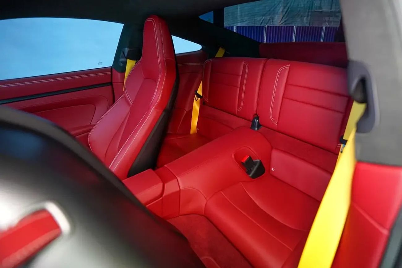 Porsche 911 CARRERA GTS