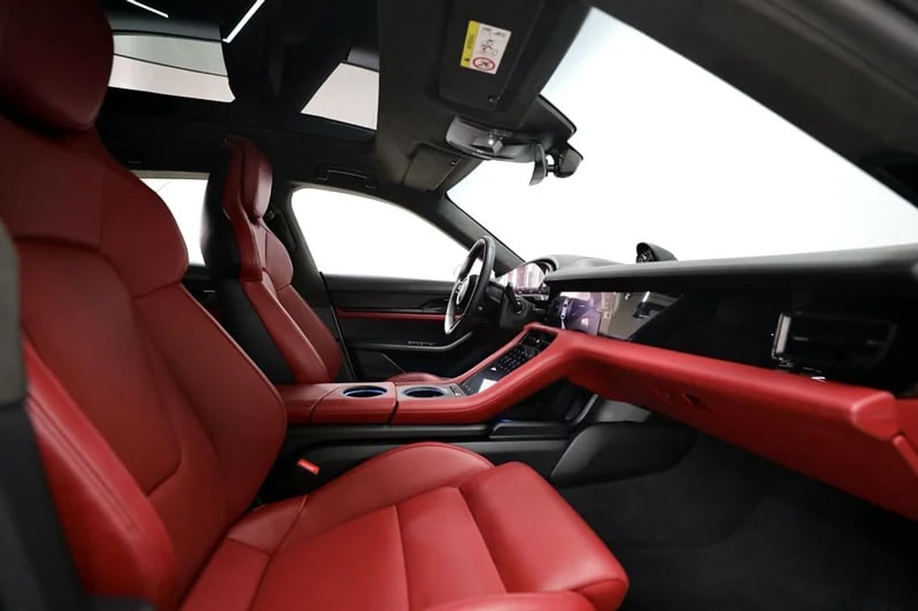 Porsche Taycan Turbo (671 HP) Turbo Electric | 5,650 monthly | Free Insurance + Registration Ref#A74144