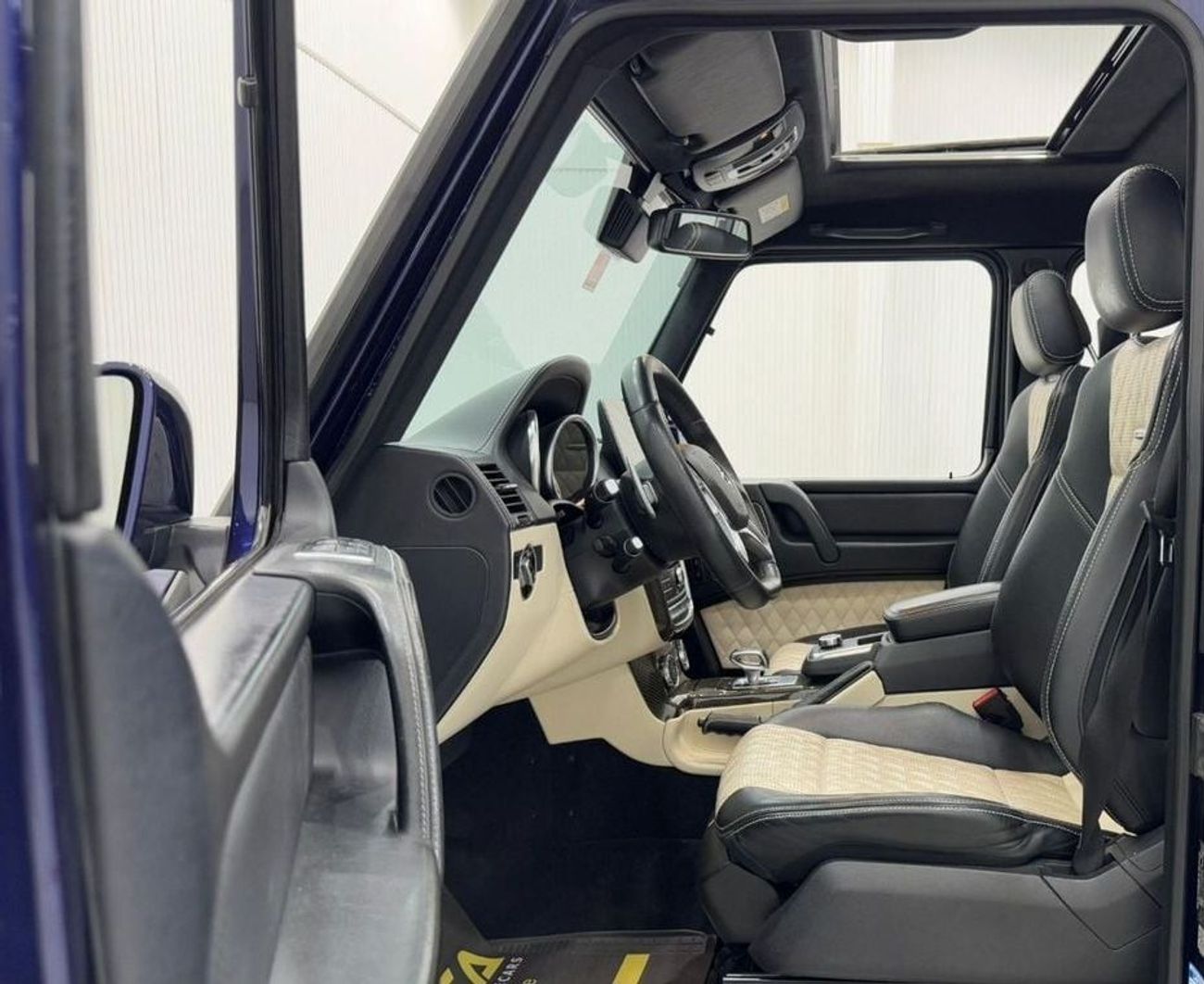 Mercedes-Benz G 63 AMG Std 5.5L 2017 Mercedes-AMG G63, Full Service History, Excellent Condition GCC