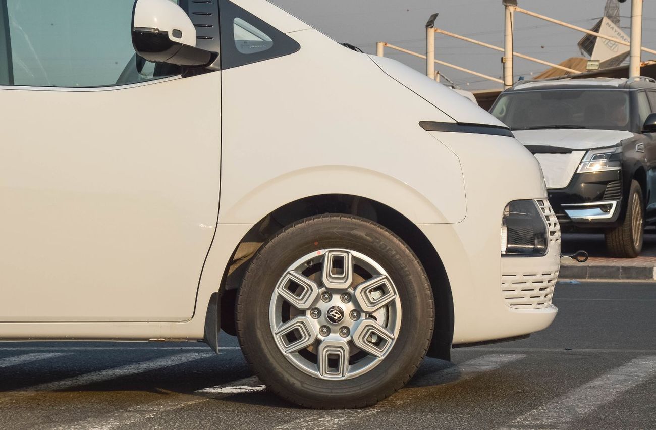 هيونداي ستاريا HYUNDAI STARIA 3.5L FWD PETROL MINIVAN 2025