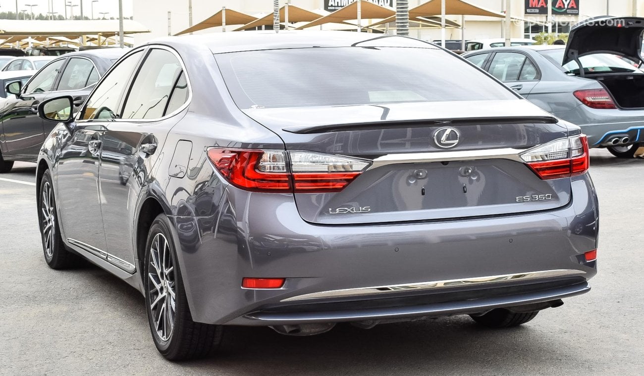 Lexus ES350