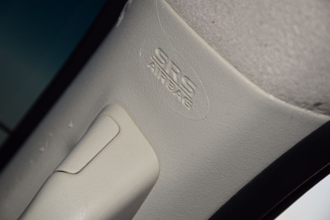 ميتسوبيشي باجيرو Right Hand (Diesel 3.2L)