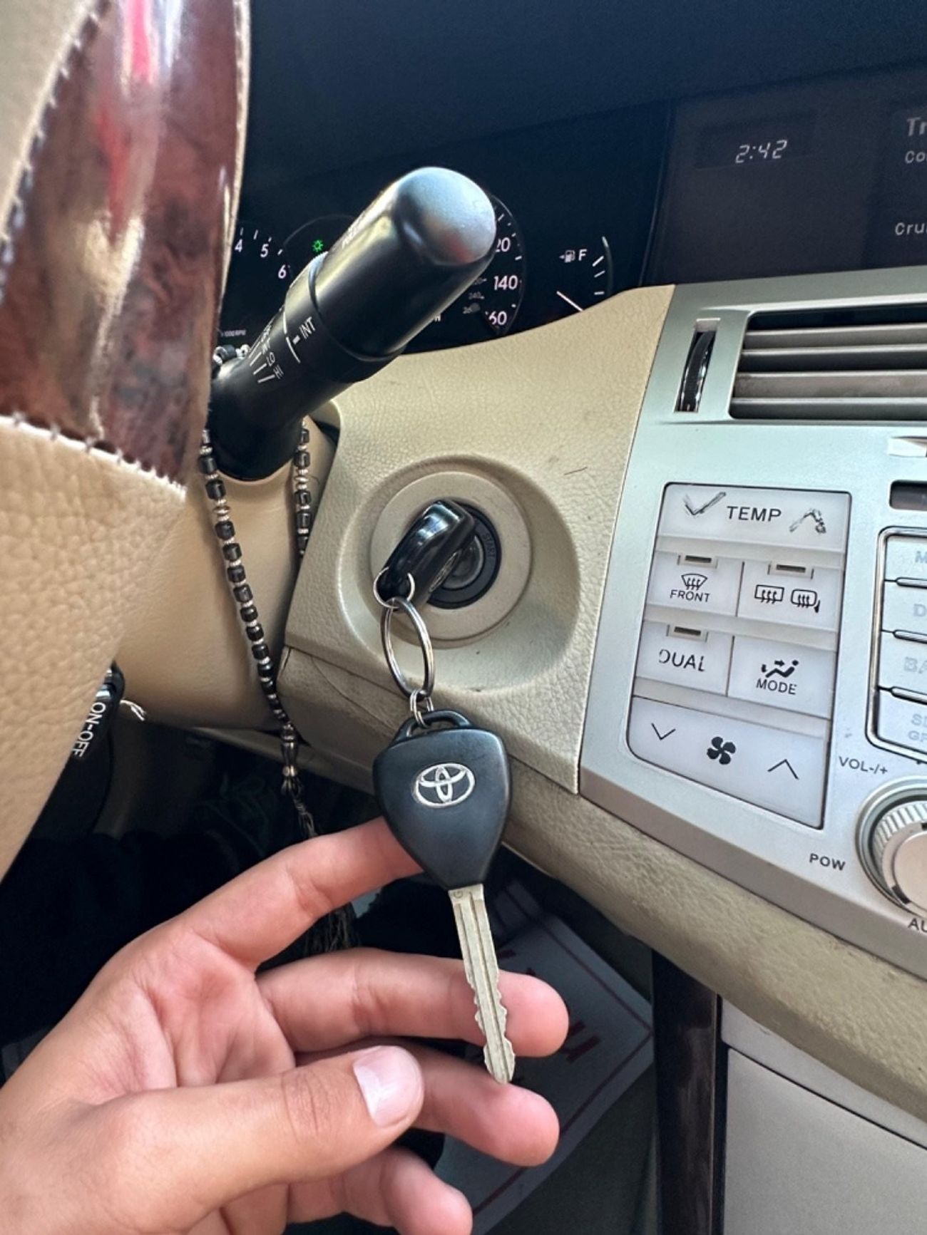 Toyota Avalon 2008 LIMITED FULL OPTION GOOD CONDITION PERSONAL CAR