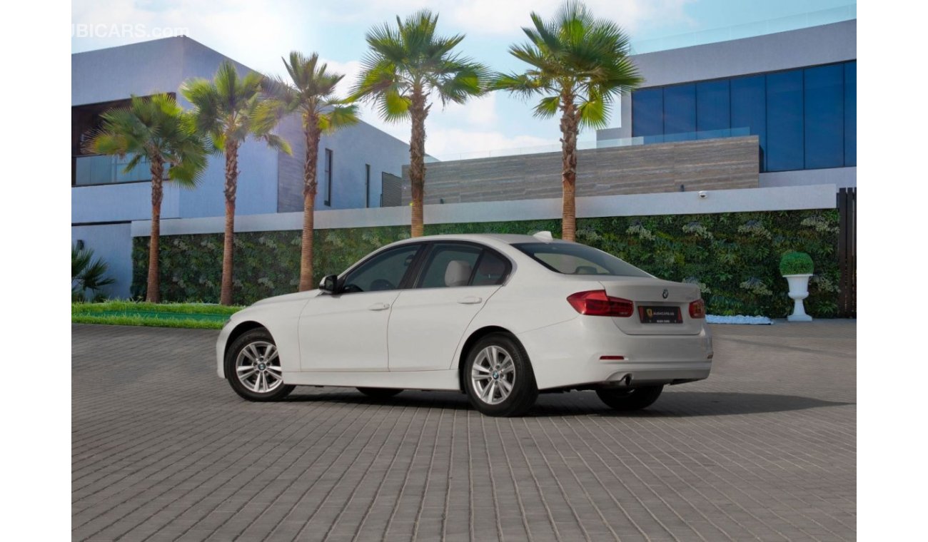 بي أم دبليو 318i i | 1,369 P.M  | 0% Downpayment | Excellent Condition!