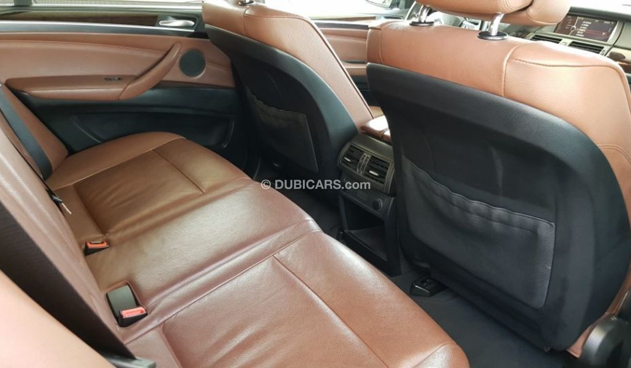 BMW X5 2013 model V6 3.5 Ltr Gulf specs  Full options