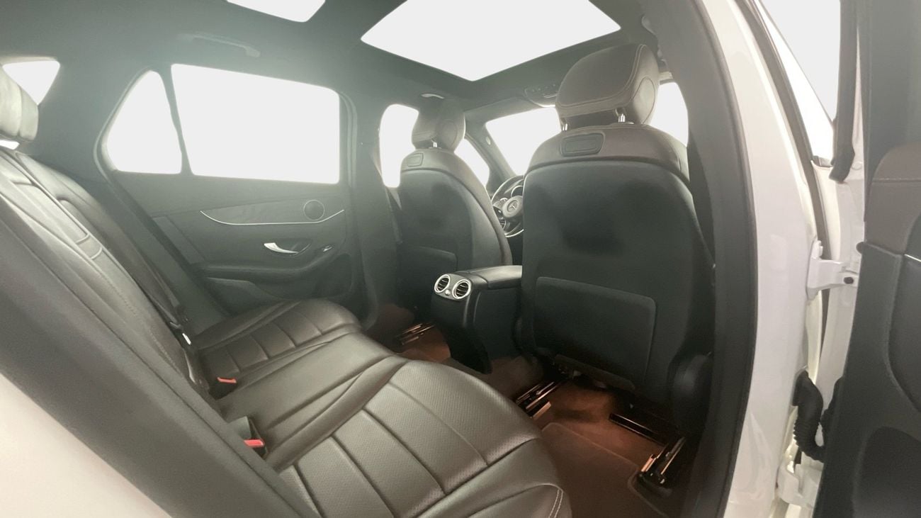 مرسيدس بنز GLC 250 2.0 GLC 250 4MATIC AUTO | شامل الضمان | 0 ﺪﻔﻋﺓ ﺃﻮﻟﻯ