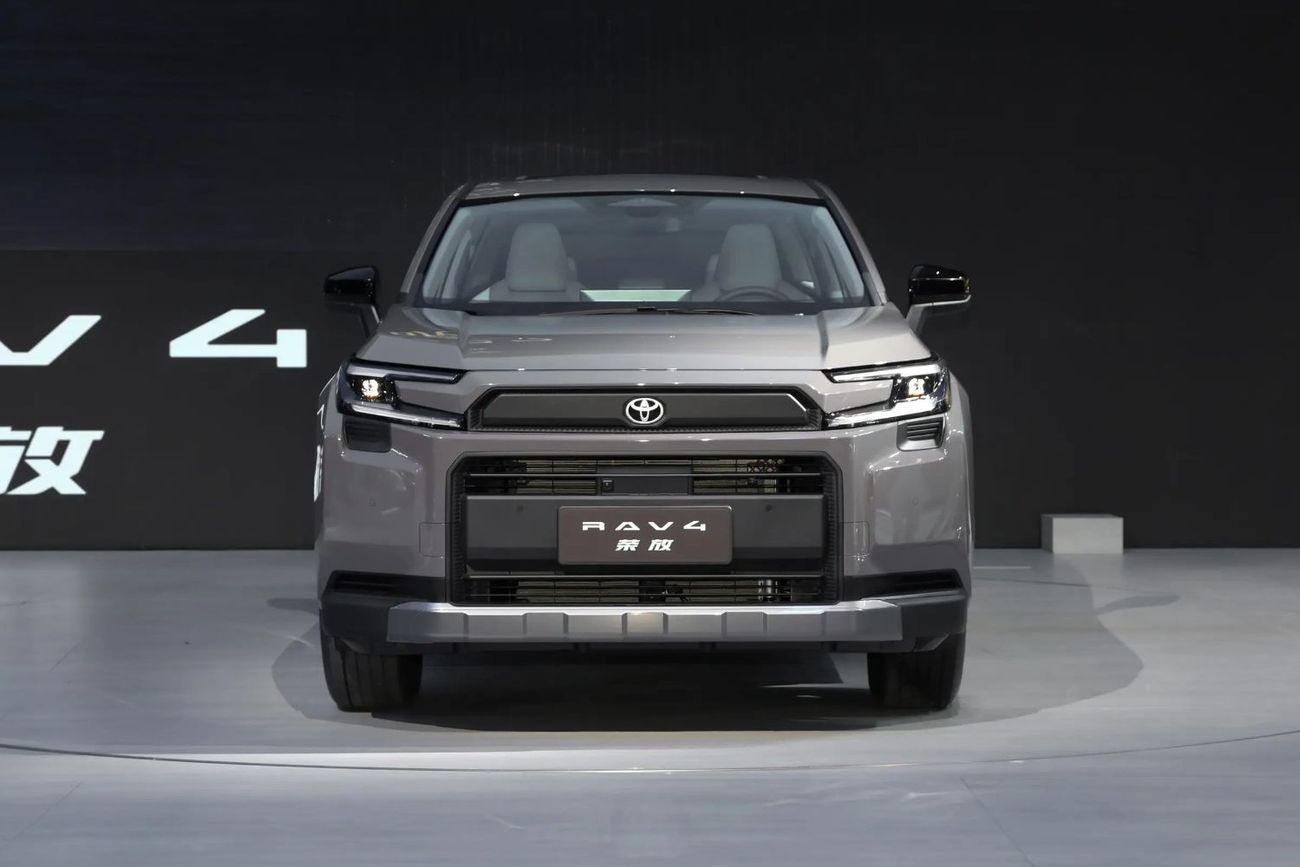 Toyota RAV4 2.5L 4WD