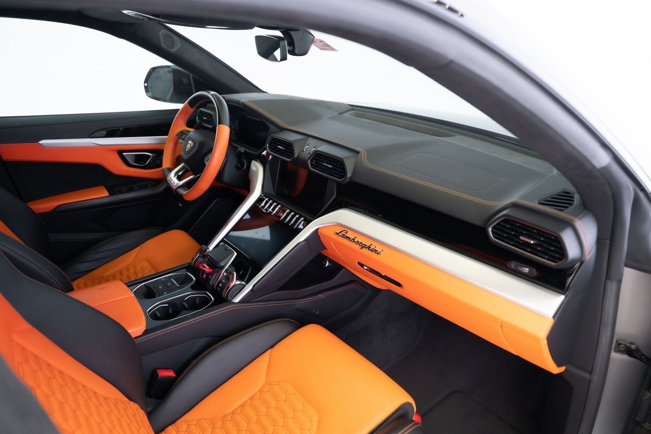 لامبورغيني اوروس STD 4.0T V8