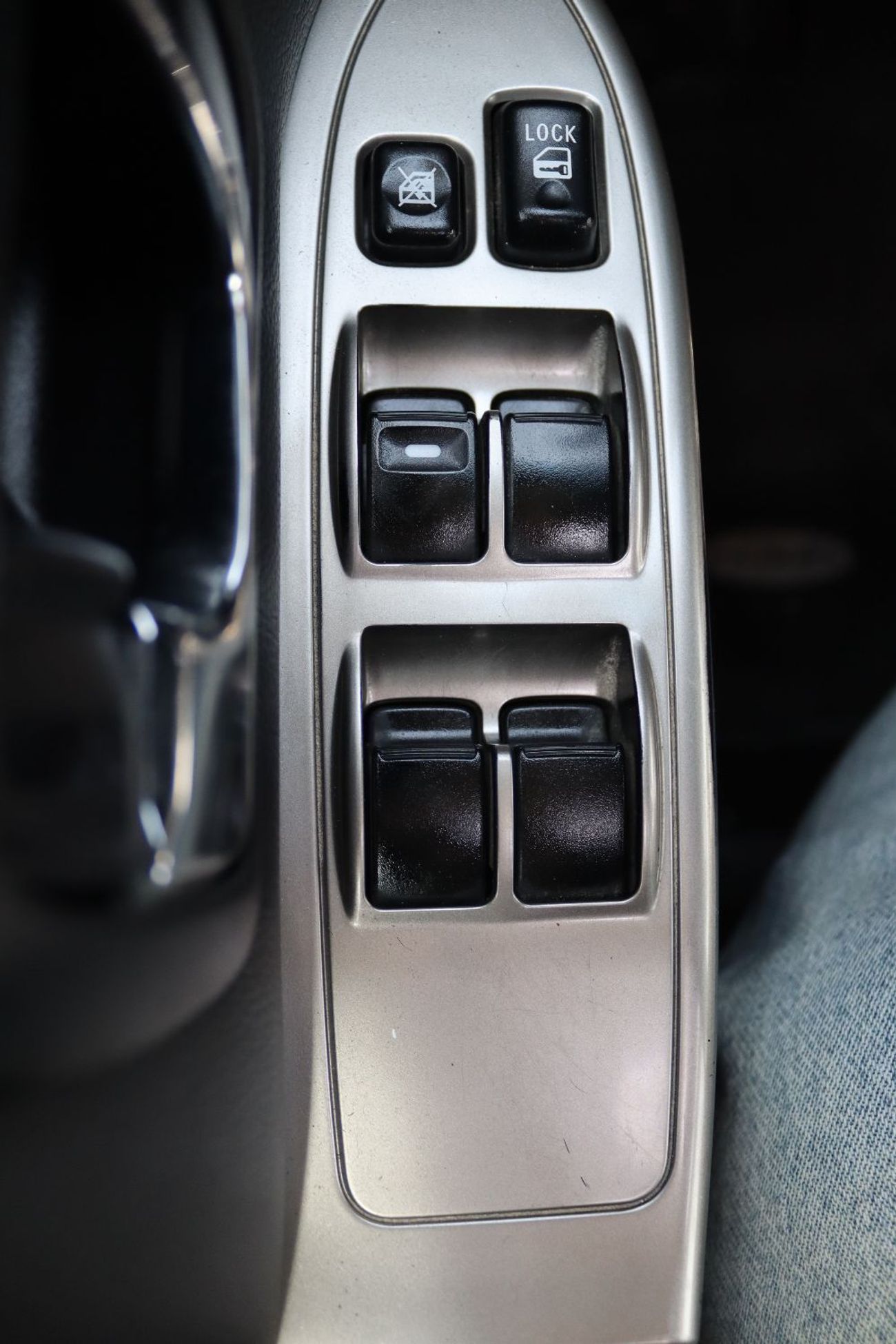 ميتسوبيشي باجيرو ميتسوبيشي باجيرو 2022 خليجى  بحالة ممتازة، مسافة 63,000 كم، بمحرك 3000 سى سى  6 سلندربسعر 67,000 دره