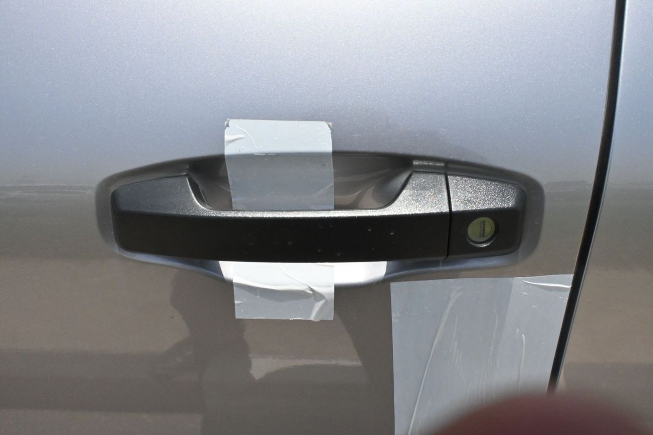 Mitsubishi L200 MITSUBISHI L200 2.4L GL DIESEL DCABIN 4X4 5M/T MODEL 2025 BRAND NEW  [SILVER /W/ G / B ]