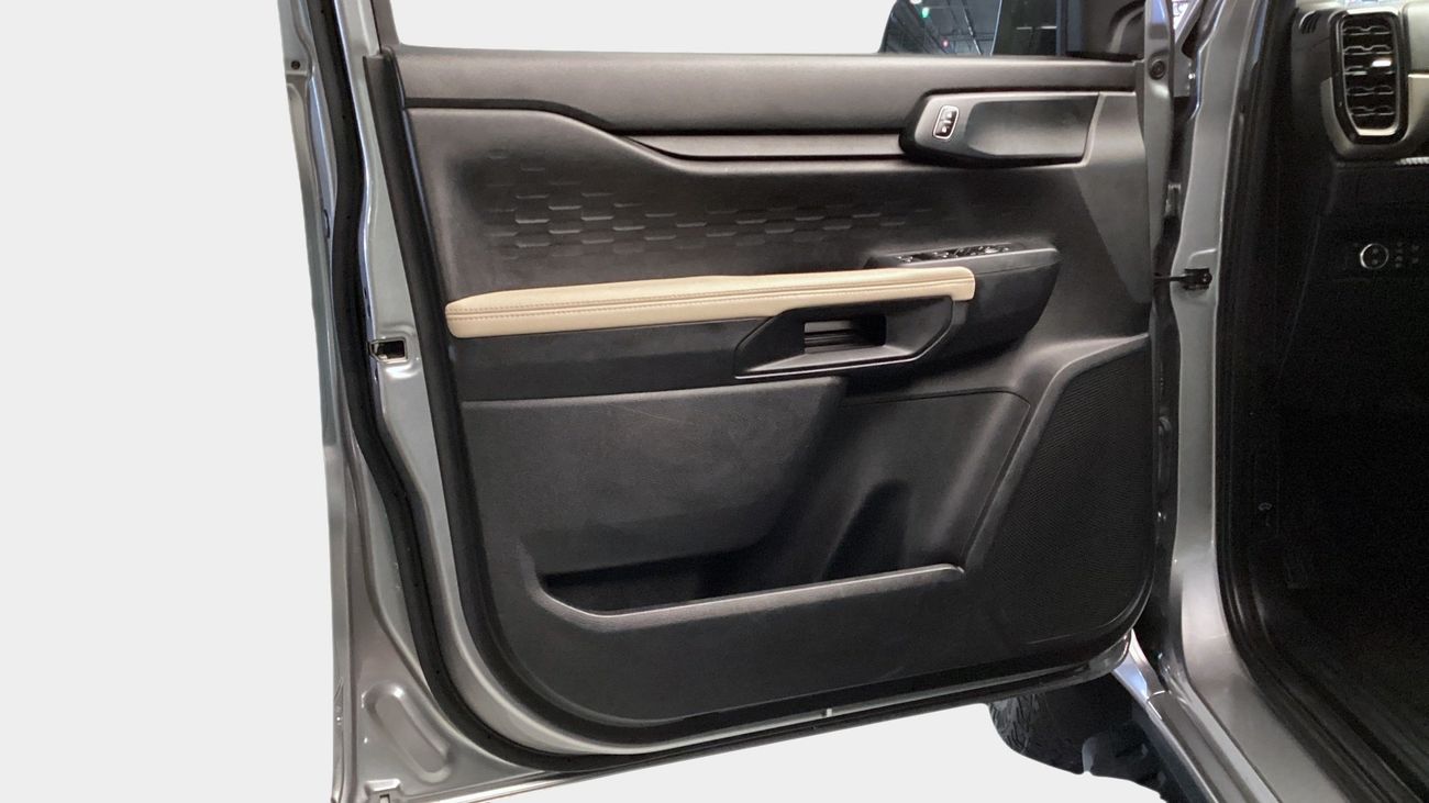 Ford Everest XLS | upto AED 20,000 Ramadan Discount | Guaranteed Warranty | 0 Down Payment