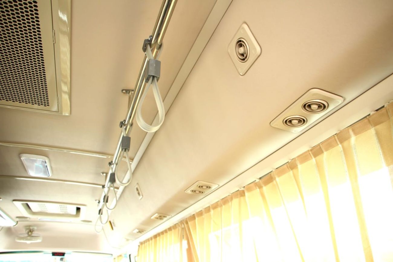 CHTC Bus 2023 CHTC Coaster 3.0 28STR - White inside Beige