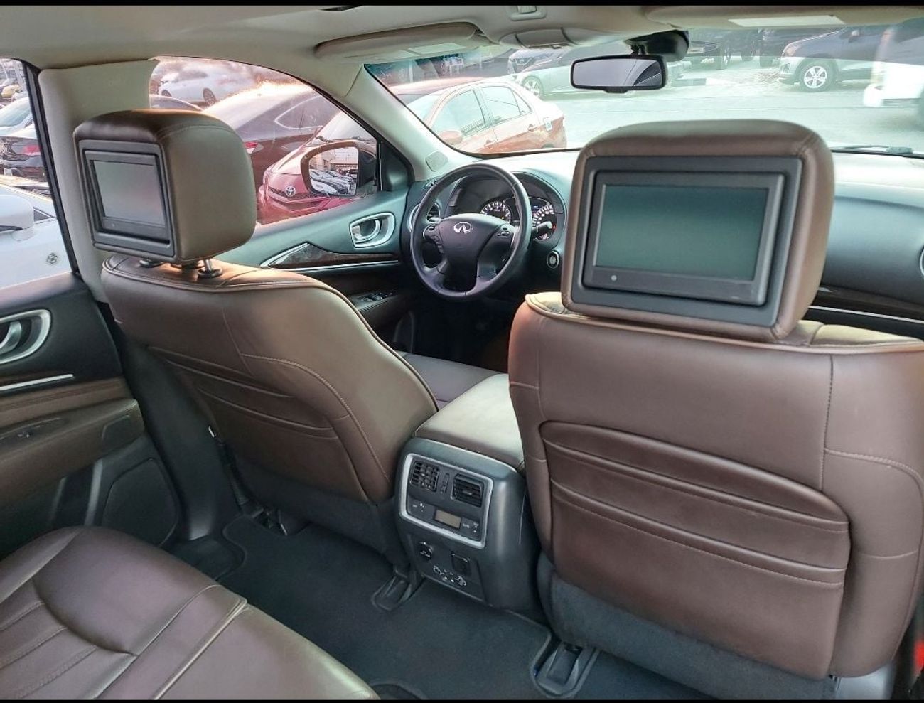 إنفينيتي QX60 Premium 3.5L