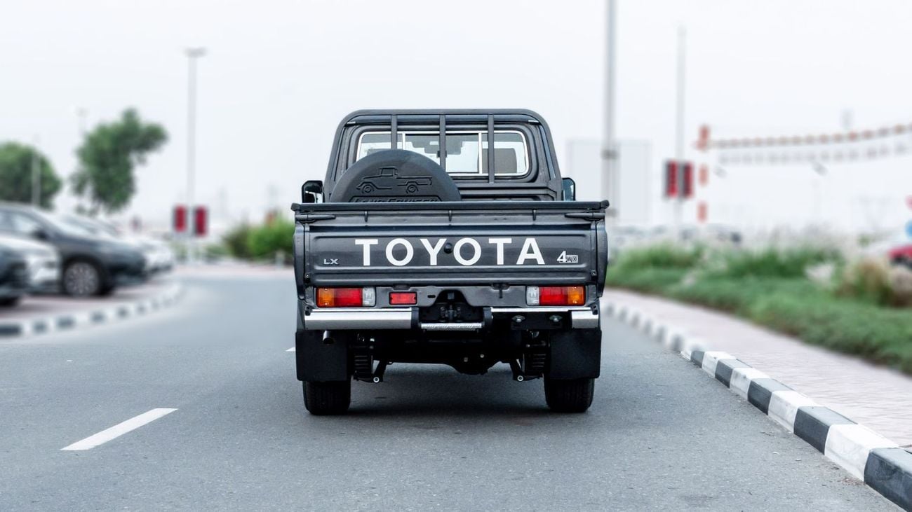 Toyota Land Cruiser Pick Up 2026 Toyota LC79 2.8L AT Diesel Full Option (Grey-Brown)