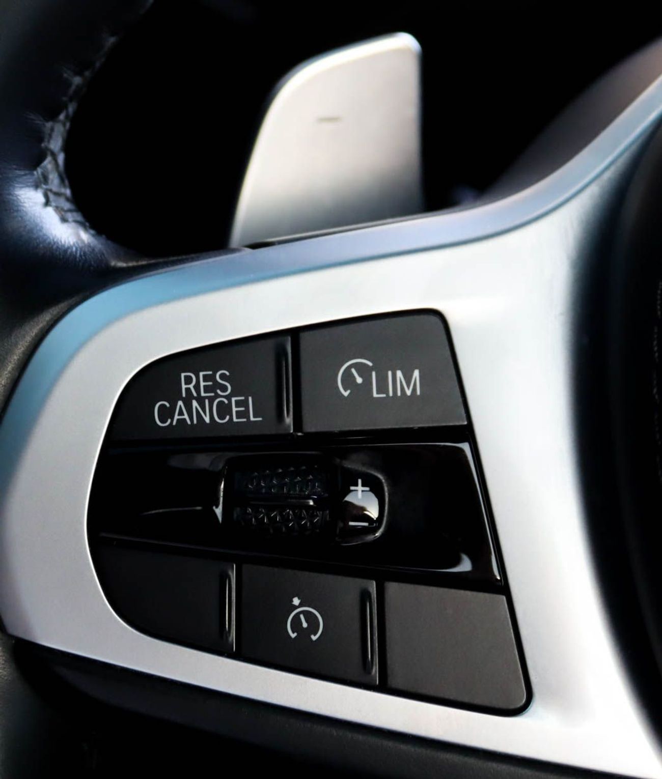 BMW 520i Std 2.0L BMW | 520i M-KIT | 2020 GCC Full Service History Accident free | Original Paint | 1367 P.M