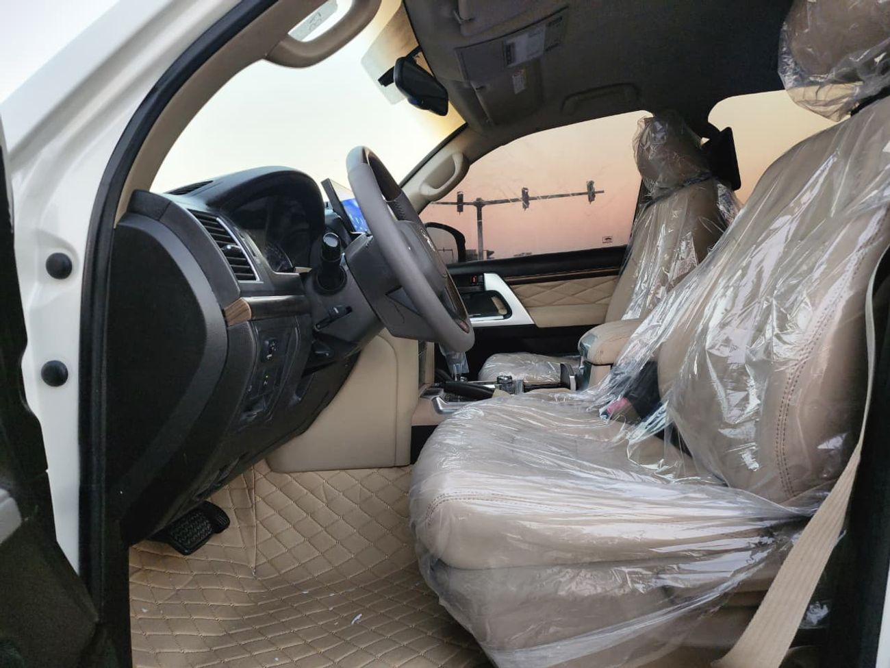 Toyota Land Cruiser GXR V6 MODEL 2010 UPGRADE 2024