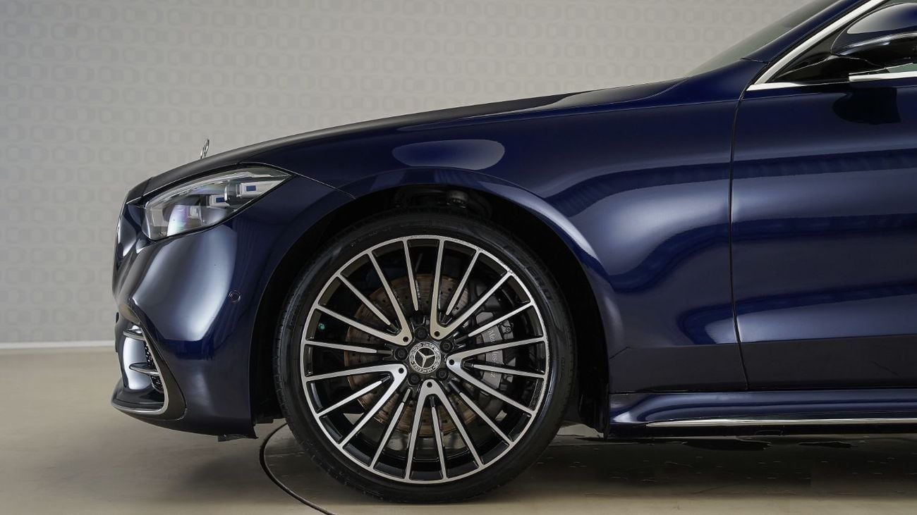 Mercedes-Benz S 450 4M 3.0L (367 HP) | AED 7,081 PM | Rear Ent, Special Colour, Low KM | S 450 AMG Line