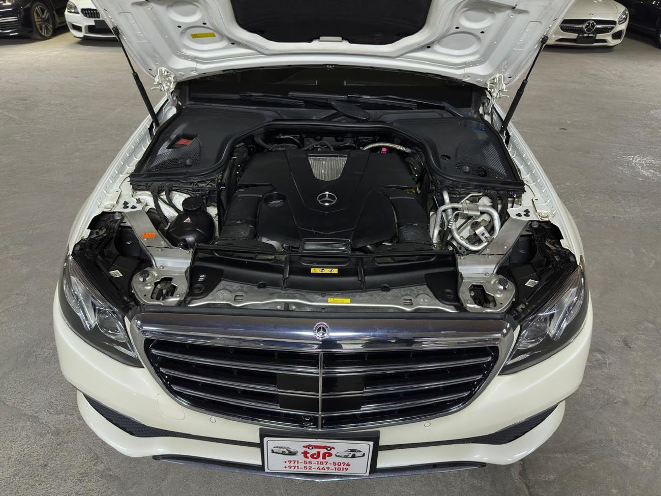 Mercedes-Benz E 400 MERCEDES E-CLASS E400 2017 3.5L | BURMESTER SOUND SYSTEM | CARBON INTERIOR | DRIVING ASSISTANCE PACK