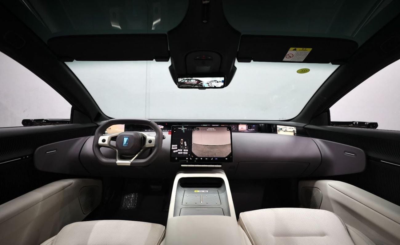 أفاتر 12 Performance AWD