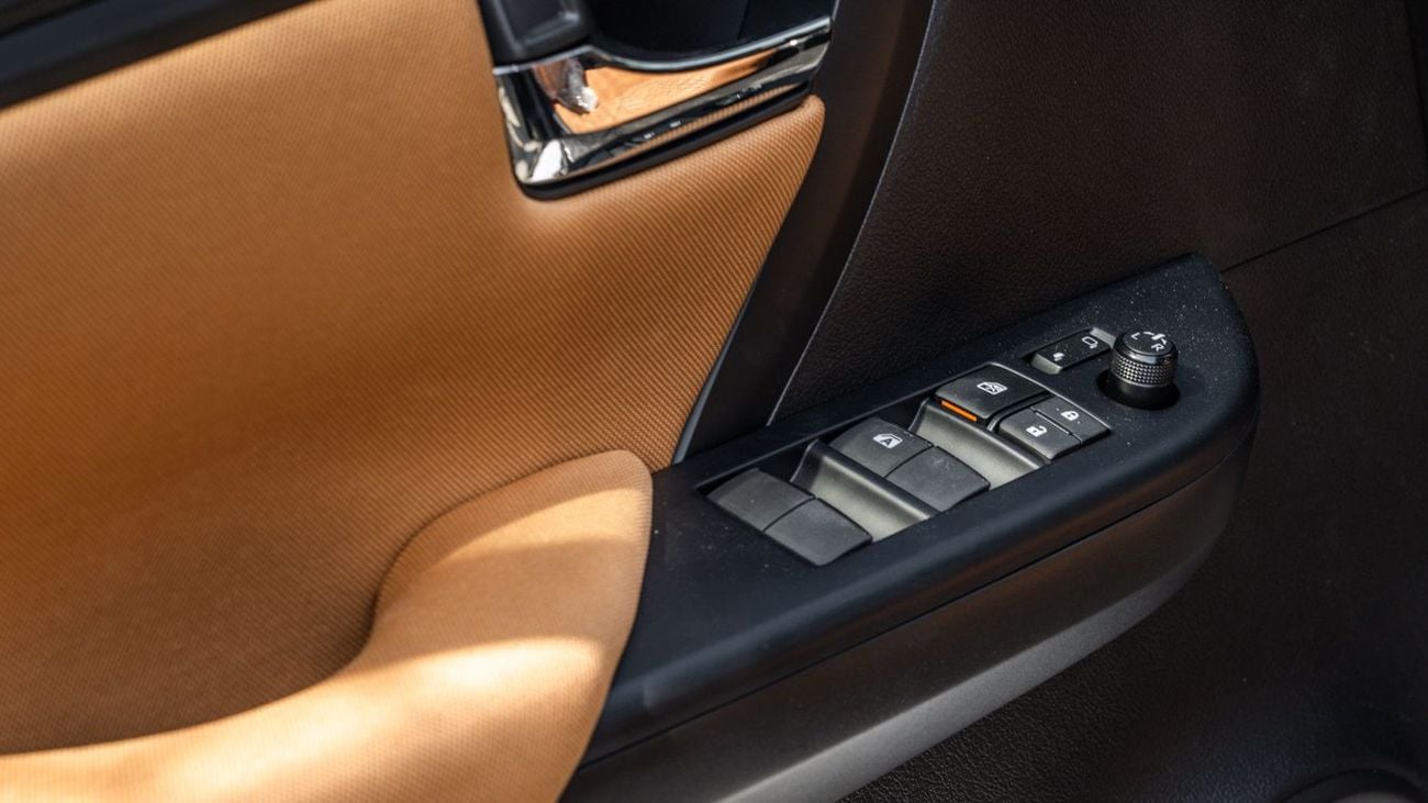 تويوتا فورتونر TOYOTA FORTUNER 2.7 LOW -2026YM