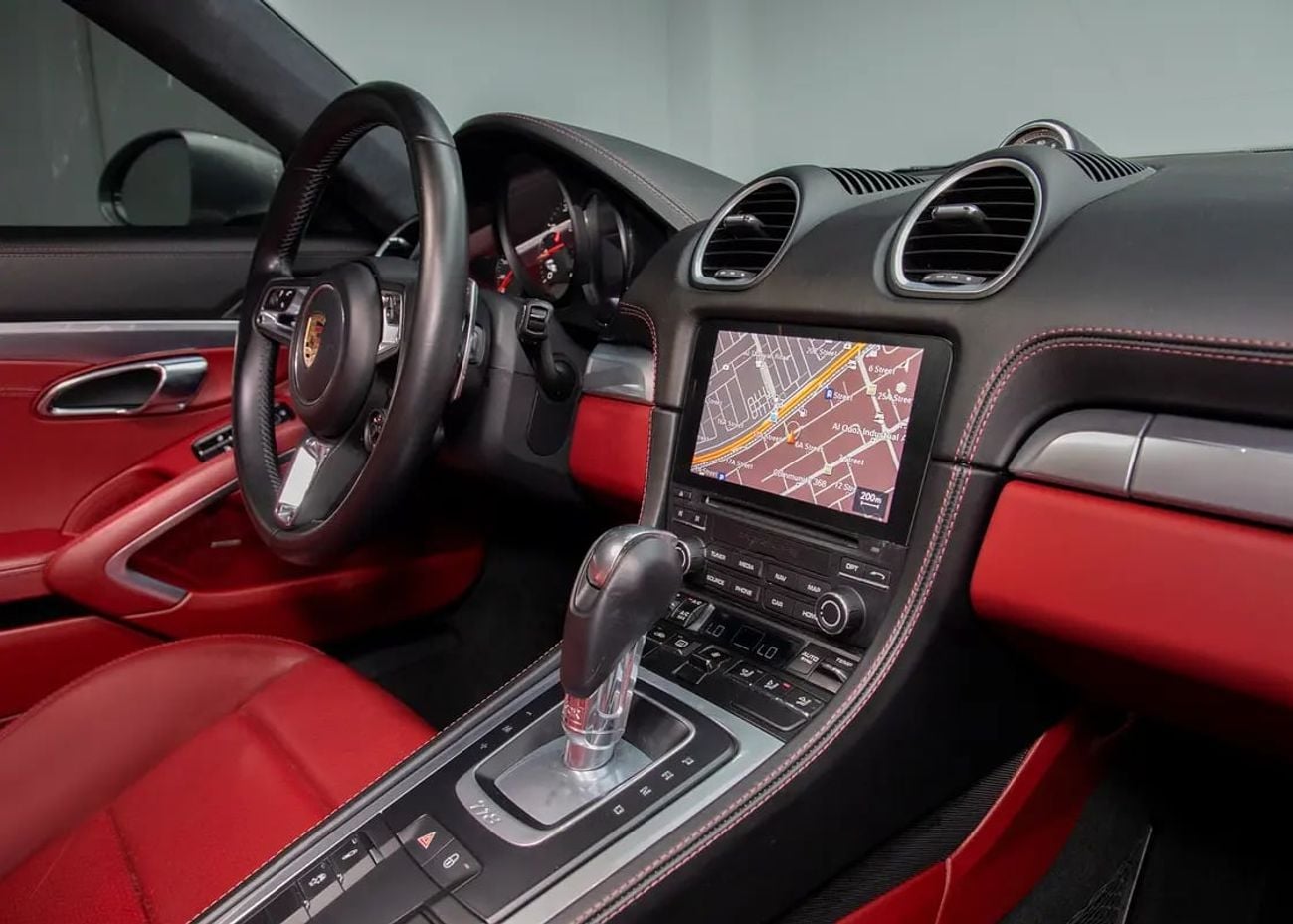 Porsche 718 Cayman GTS • Sport Chrono • FSH • GCC Spec