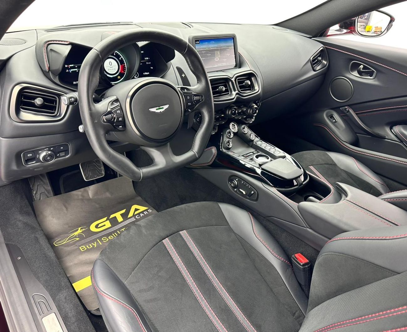 أستون مارتن فانتيج 2022 Aston Martin Vantage V8, 2027 Aston Martin Warranty, 2028 Aston Martin Service Contract, Aston