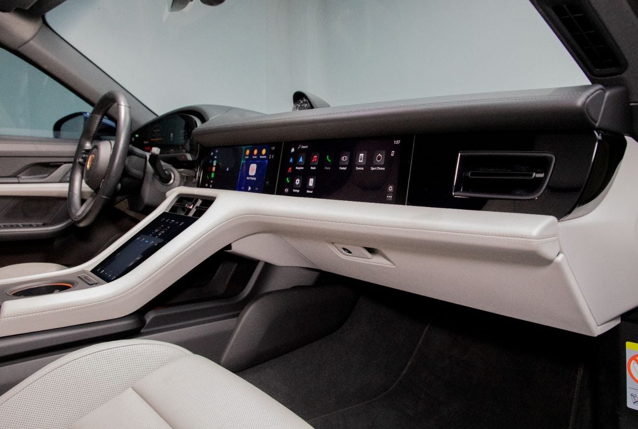 Porsche Taycan 4S