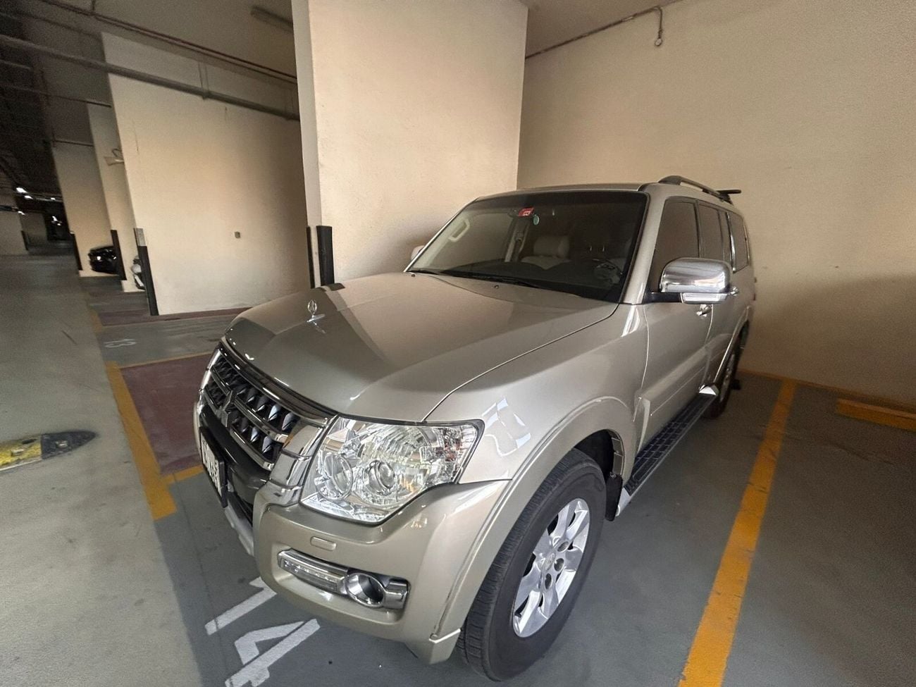 Mitsubishi Pajero GLS H/L ROCKFORD PLATINUM