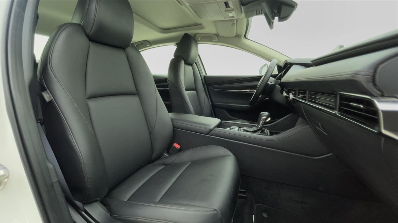 مازدا 3 EVOLVE 2 | بدون دفعة مقدمة | اختبار القيادة في المنزل