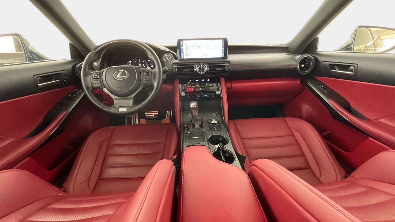لكزس IS 350 F Sport Prestige | شامل الضمان | 0 ﺪﻔﻋﺓ ﺃﻮﻟﻯ