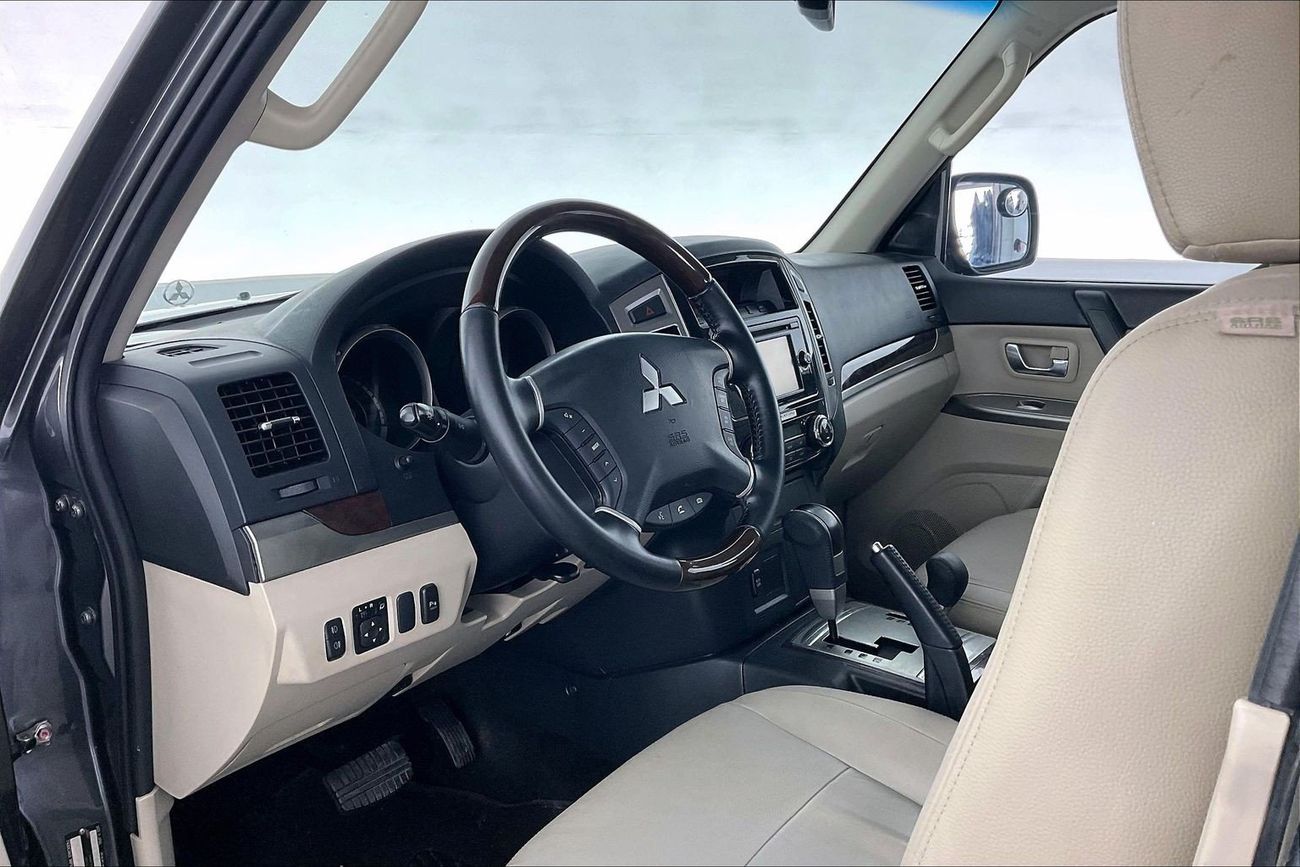 Mitsubishi Pajero GLS Highline | Carnival Sale • UP TO AED 20,000 OFF | Guaranteed Warranty | 0 Down Payment