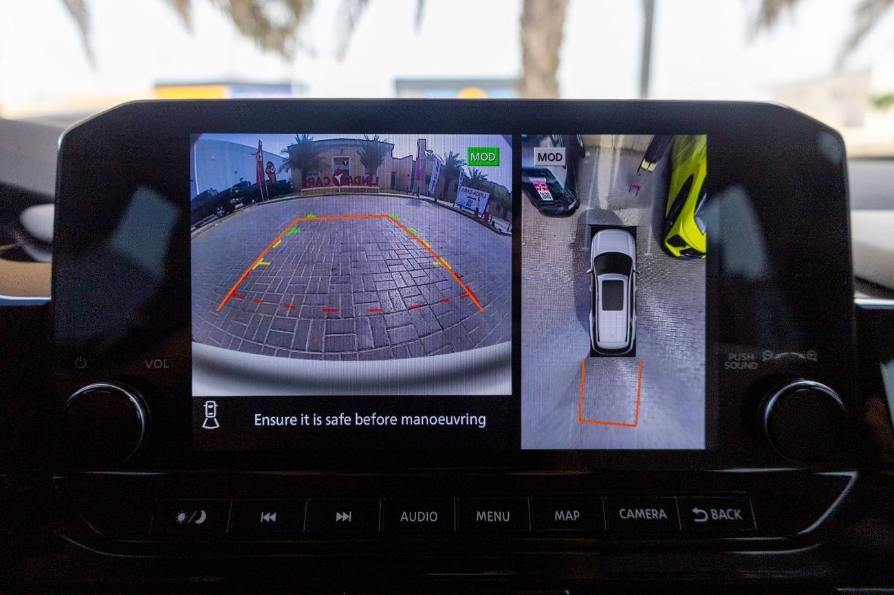 Nissan Pathfinder SV 3.5L AWD (7 Seater)