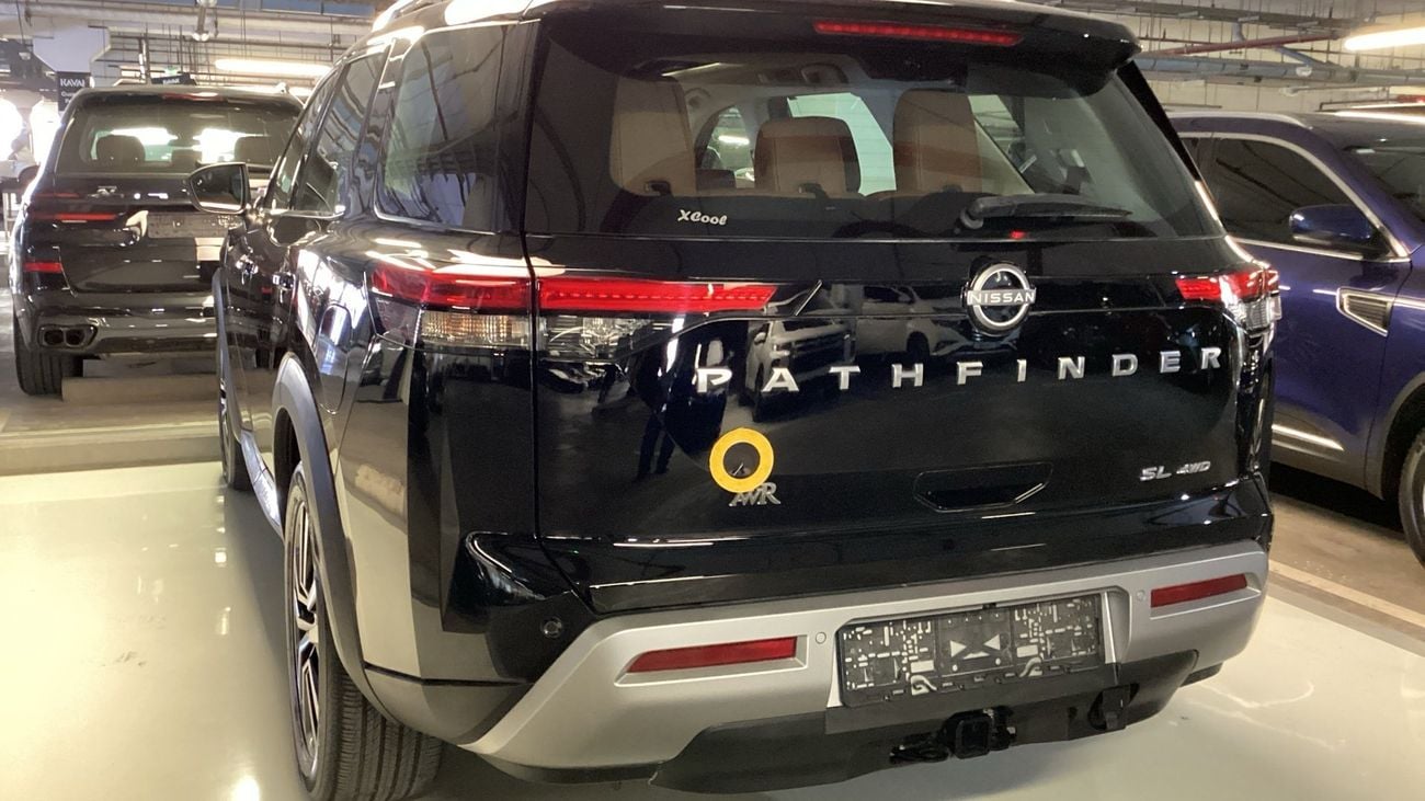 نيسان باثفايندر SL | شامل الضمان | 0 ﺪﻔﻋﺓ ﺃﻮﻟﻯ