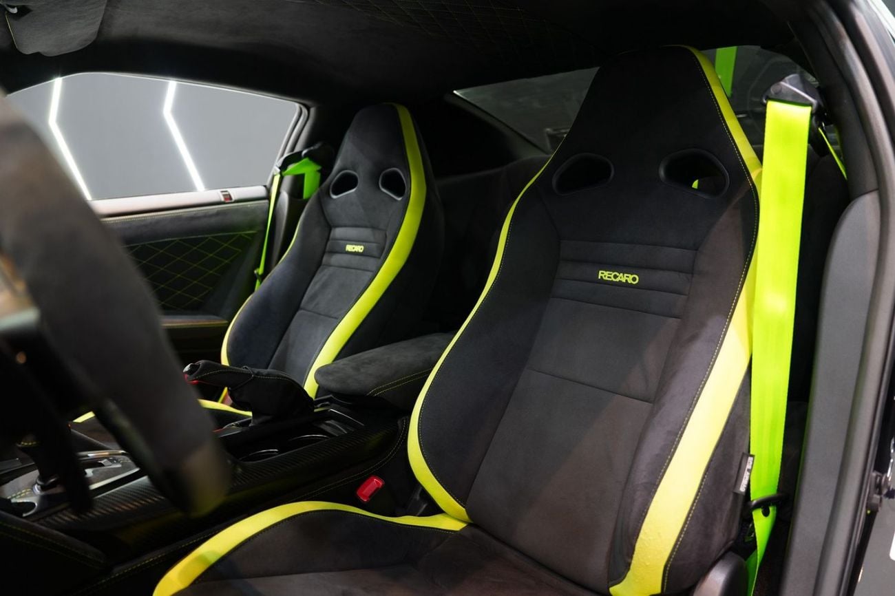 نيسان جي تي ار NISMO 2021 Nissan GT-R Track Edition, Full Carbon Kit, Turquoise Accent, Recaro Sport Seats, Bose Audio!!