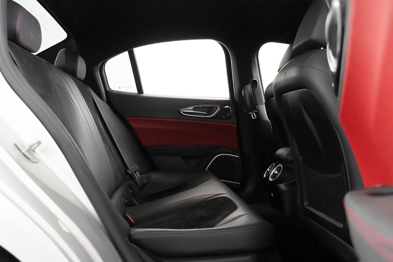 Alfa Romeo Giulia QUADRIFOGLIO