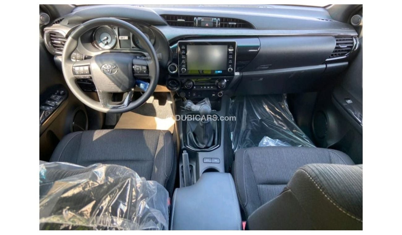 Toyota Hilux 2023 TOYOTA HILUX ADVENTURE 2.8L DIESEL M/T