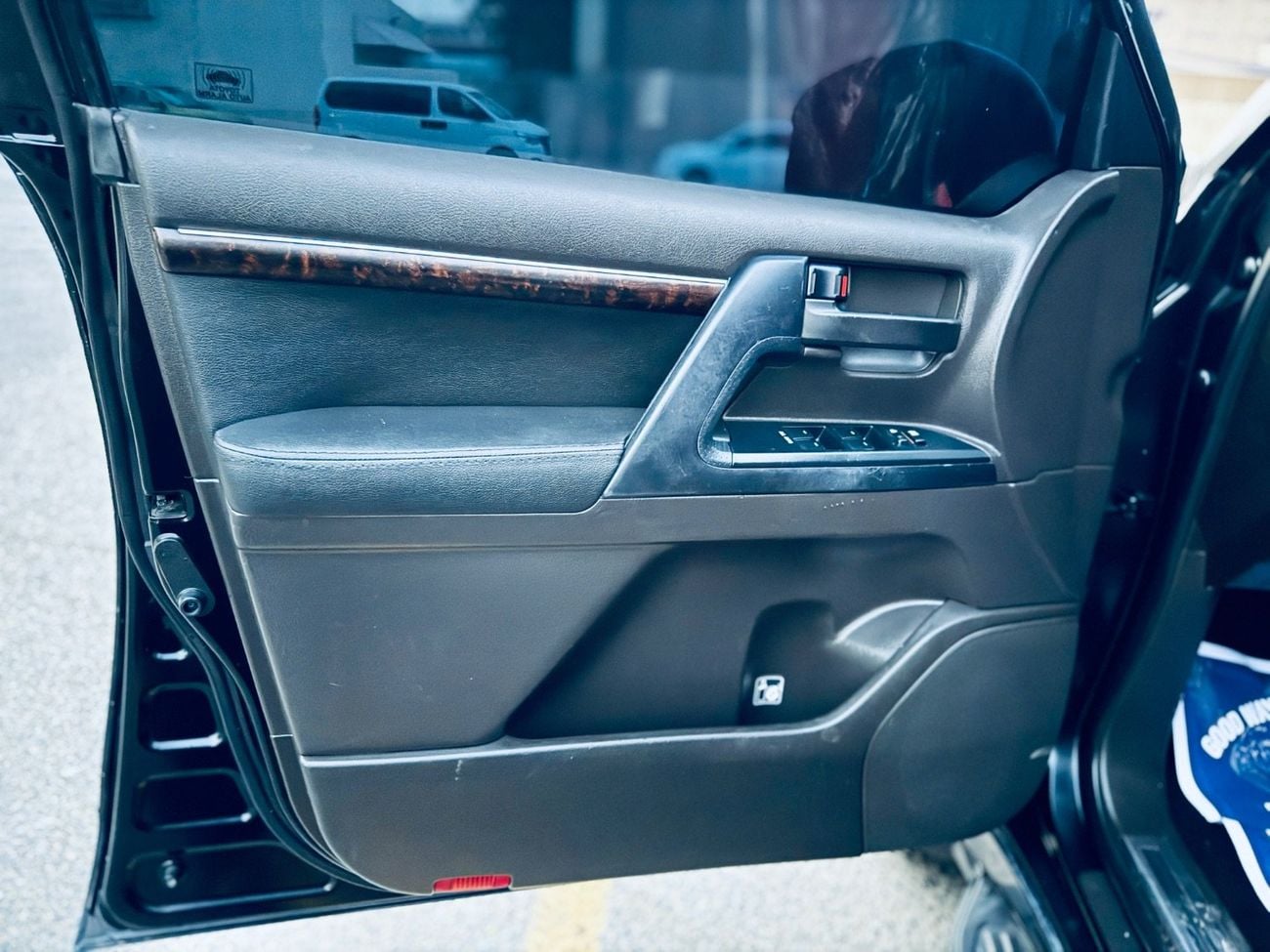 Toyota Land Cruiser GXR