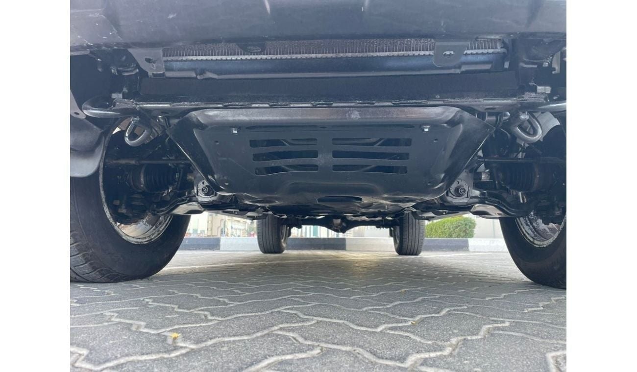 تويوتا هيلوكس diesel 3.0 liter automatic right hand drive