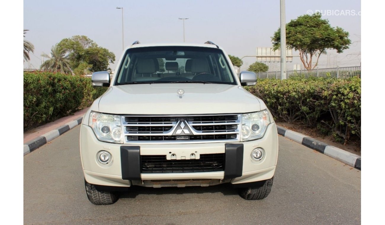 Mitsubishi Pajero 2014/ GLS/ TOP SPECS / GCC/ 3.5/ FULL SERVICE DONE/ 1 YEAR WARRANTY