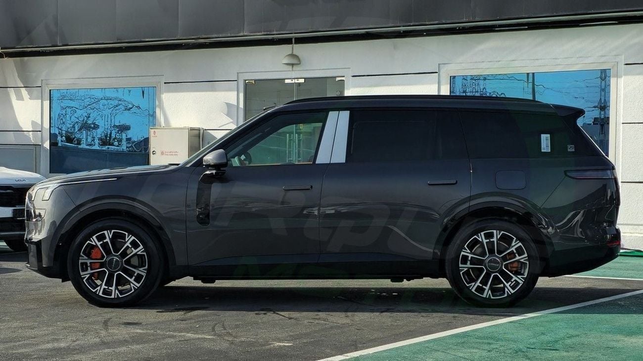 Lynk & Co 900 ( Eid al-Adha Offer ) ( Only For Export ) 2025 Lynk & Co 900 EM-P Ultra 2.0T Plug-in Hybrid BRAND NE