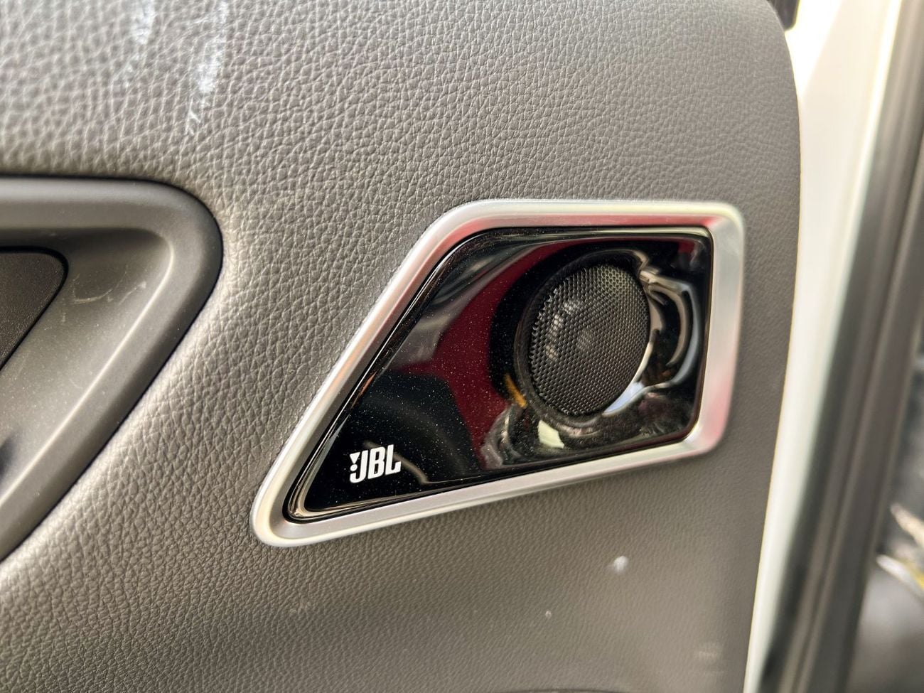 Toyota Land Cruiser EXPORT ONLY - Toyota LC300 VXR 3.3L DSL (Highest Specification)